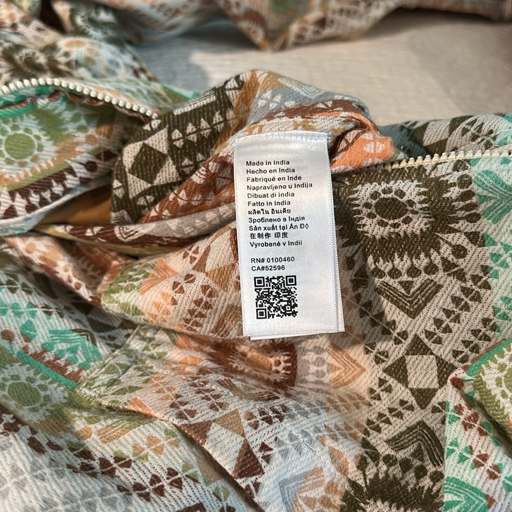 Kavu Wimen’s Shirt Jacket - Picture 6 of 6